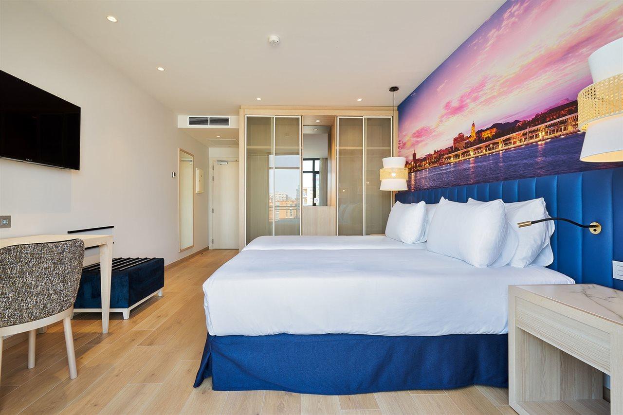 Eurostars Astoria Hotel 3*