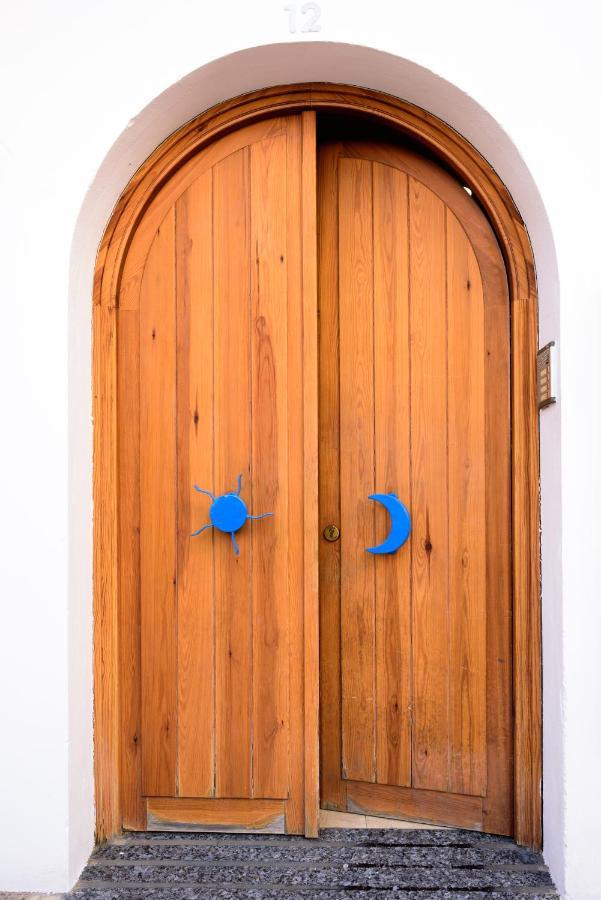 Hostal Lunalba *