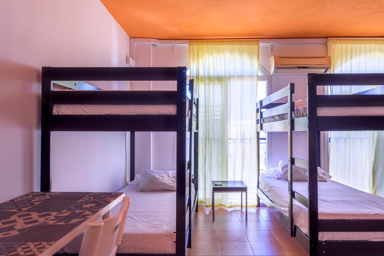 Lunalba Hostal