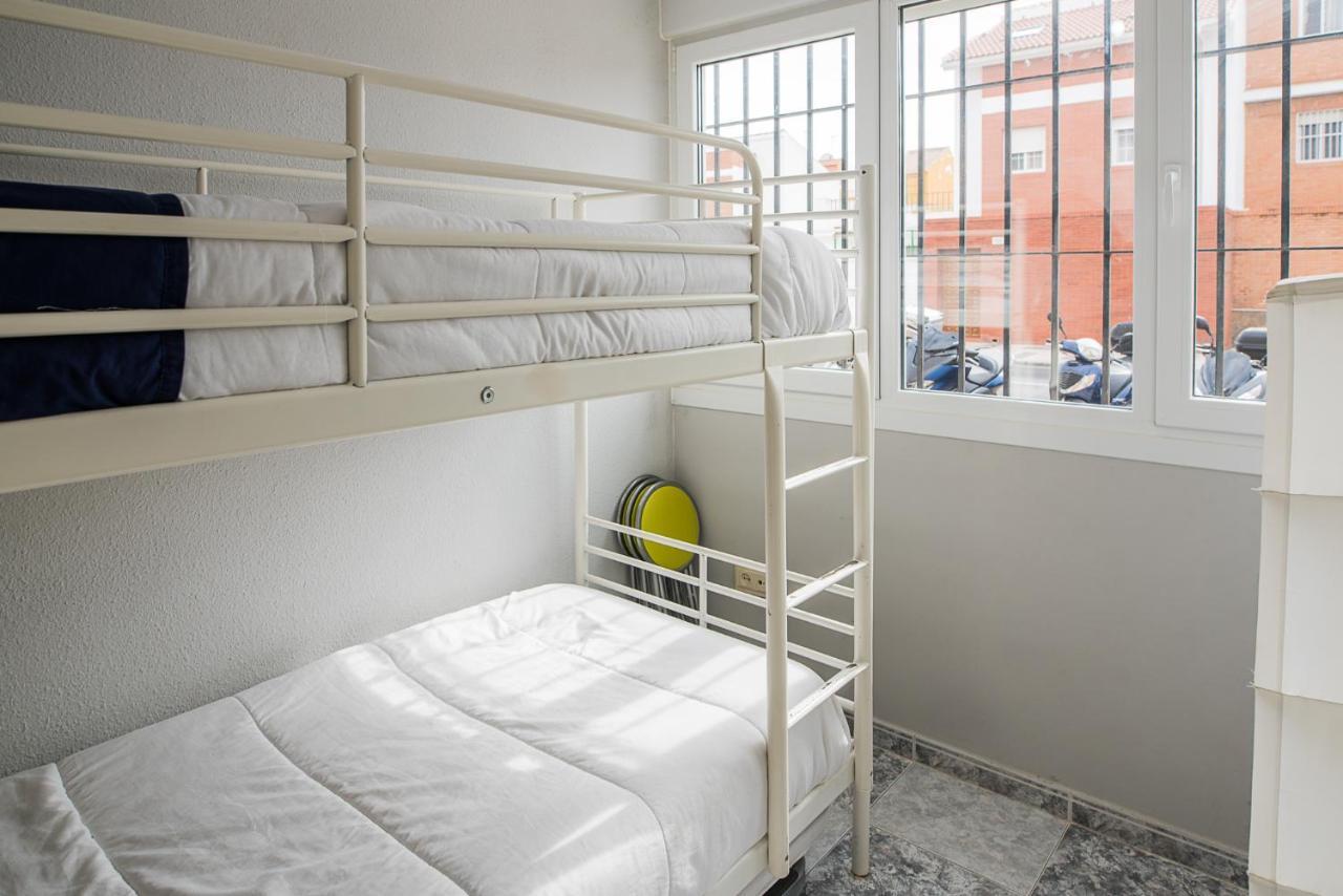 Lägenhet Malagaonbeach 2 - Two Bedrooms - Up To 3 People - 30 Meters Málaga