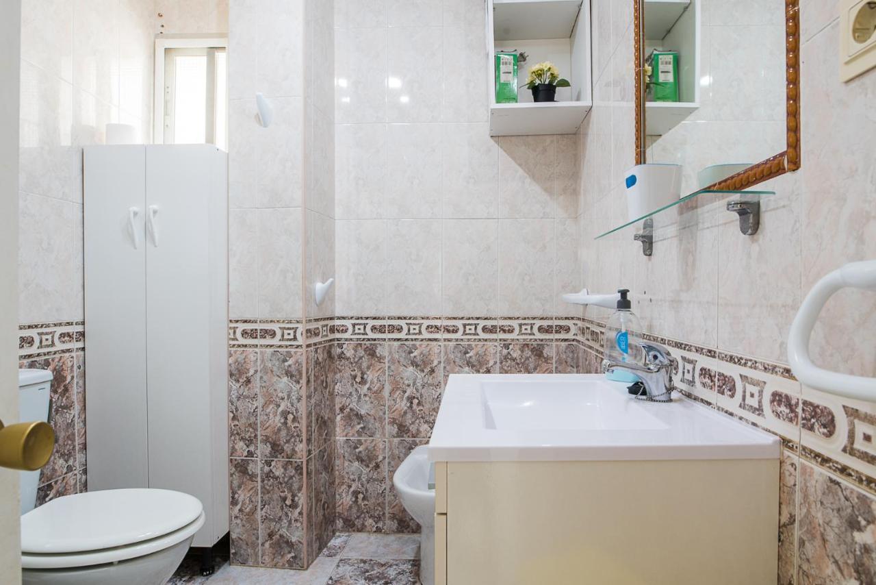 Malagaonbeach 2 - Two Bedrooms - Up To 3 People - 30 Meters Lägenhet Málaga