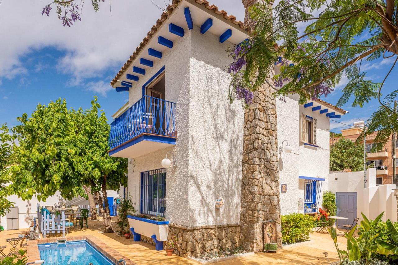 Homestay Blue Castle Malaga
