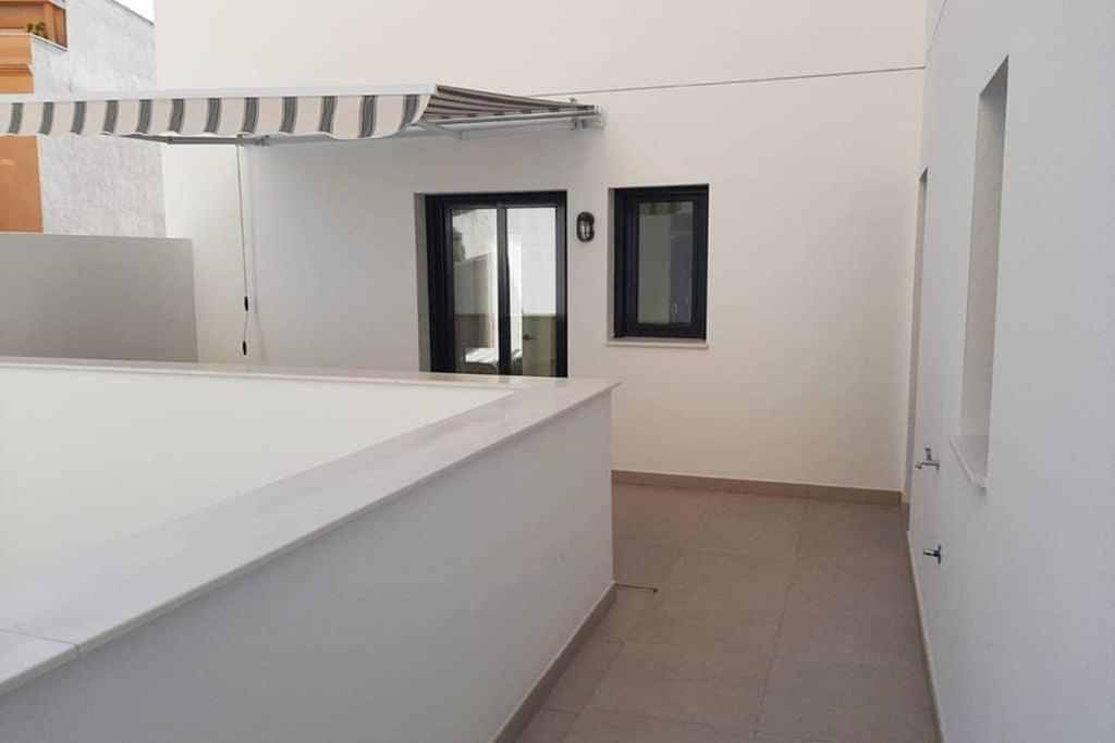 New In The Center-terrace & Free Parking