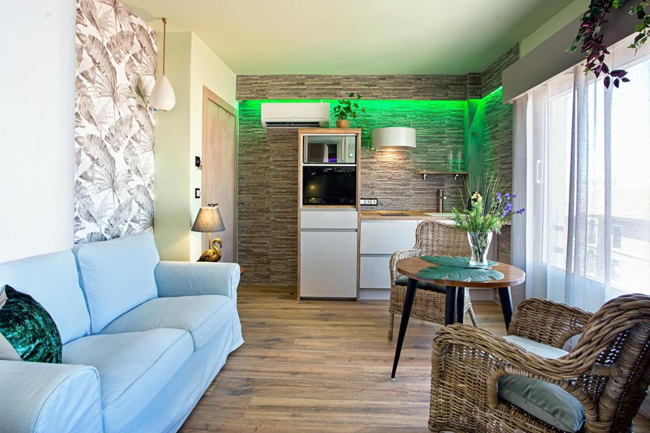 Estudios En Ciudad Apartment