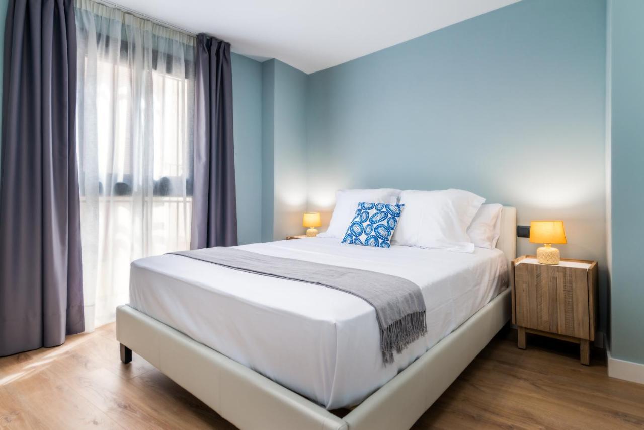 One Bedroom 1202 *