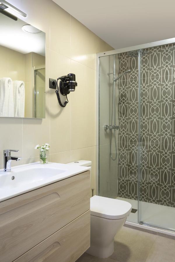 One Bedroom 1202 *
