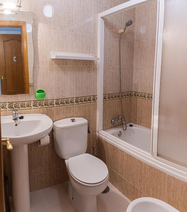 Homestay Galvez Rooms *