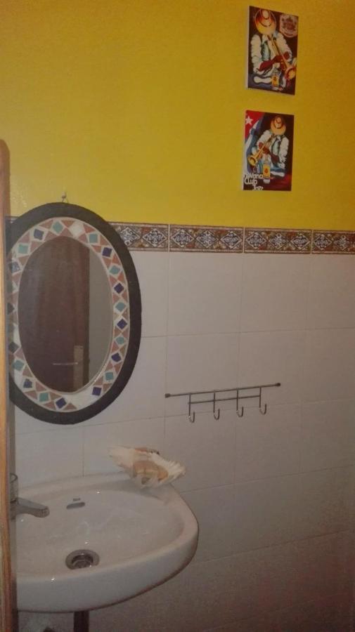 With 4 Bedrooms In With Furnished Balcony And Wifi *