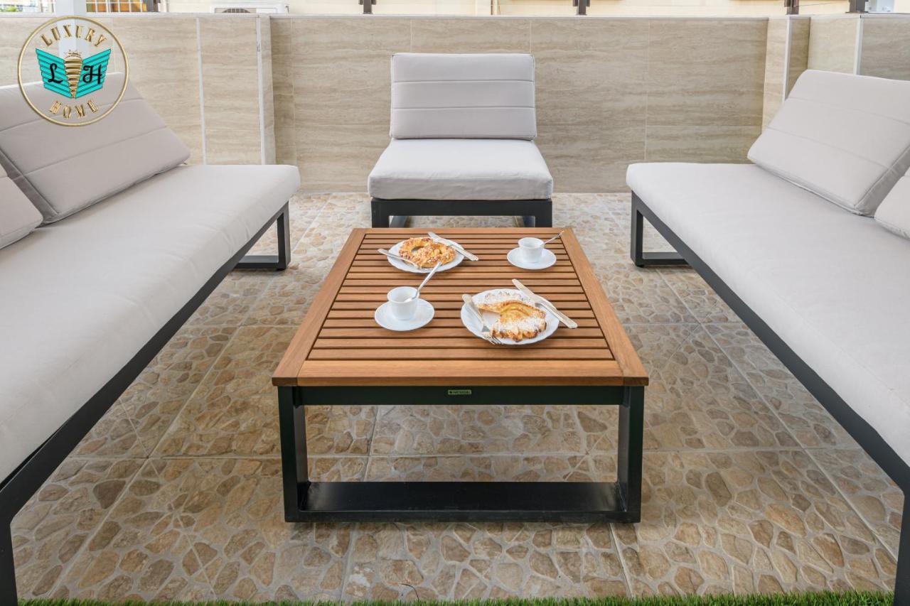 Luxury With Terrace Appartamento