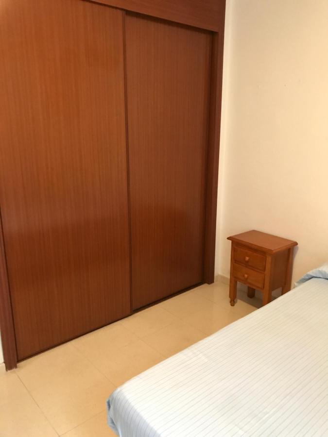 Apartamento Teatinos Con Piscina Espectacular, Aire Acondicionado En Salon-comedor Y Ventiladores En Apartment