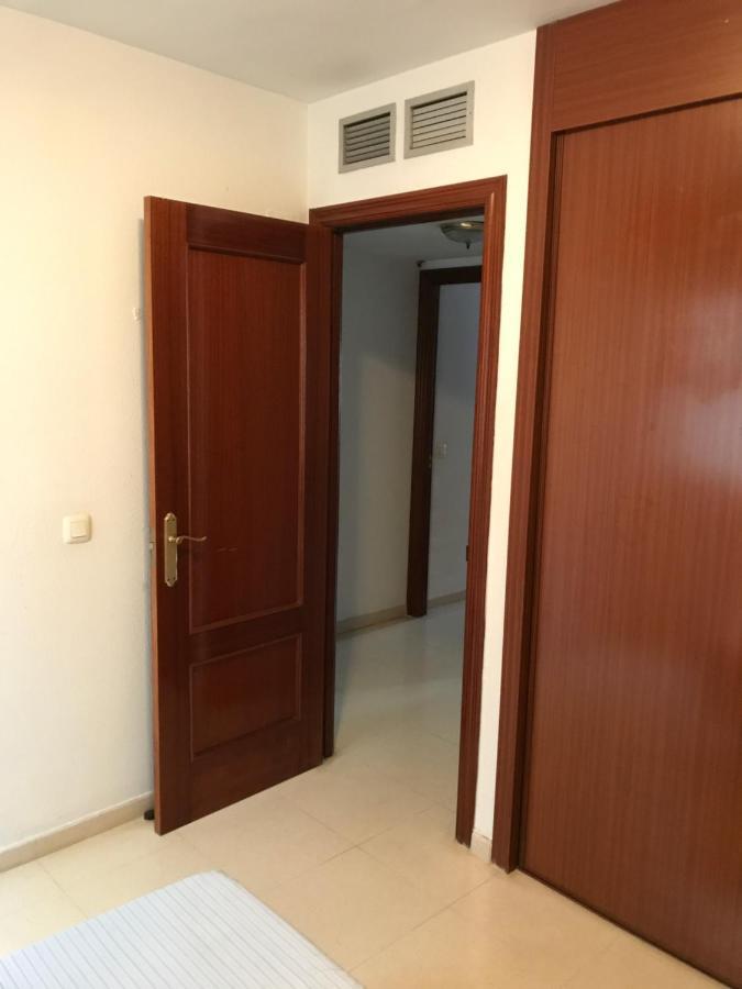 Apartamento Teatinos Con Piscina Espectacular, Aire Acondicionado En Salon-comedor Y Ventiladores En