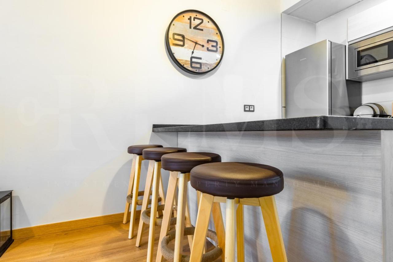 Cozy Flat With Common Pool & Parking - Center By Rems Málaga