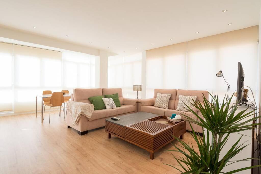 Tgh/ Compas De La Victoria Appartement