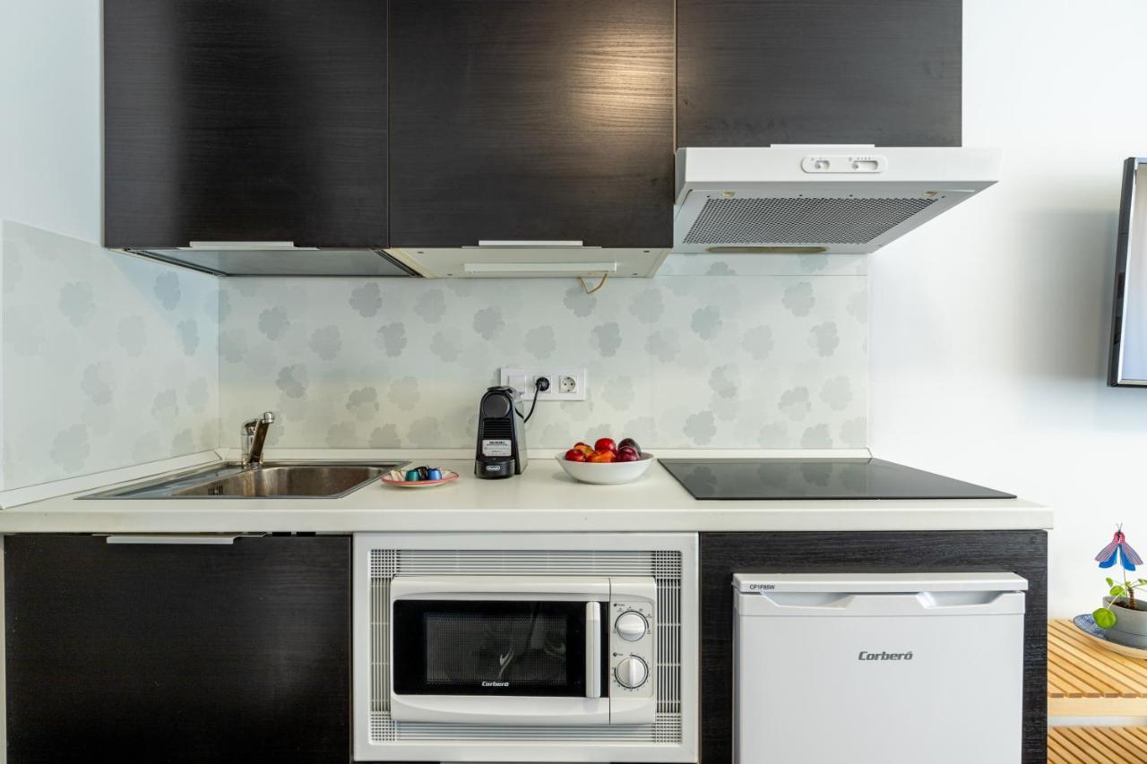 Fun Building By Homeabout Apartment *