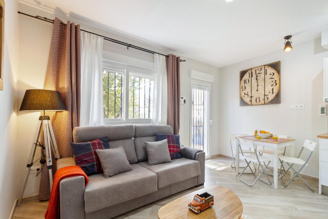 Barcelo 21, Parking On Request, Atico With Terrace & With Patio, Center, Breakfast Included, Quite Neighborhood, Bc Appartamento Málaga