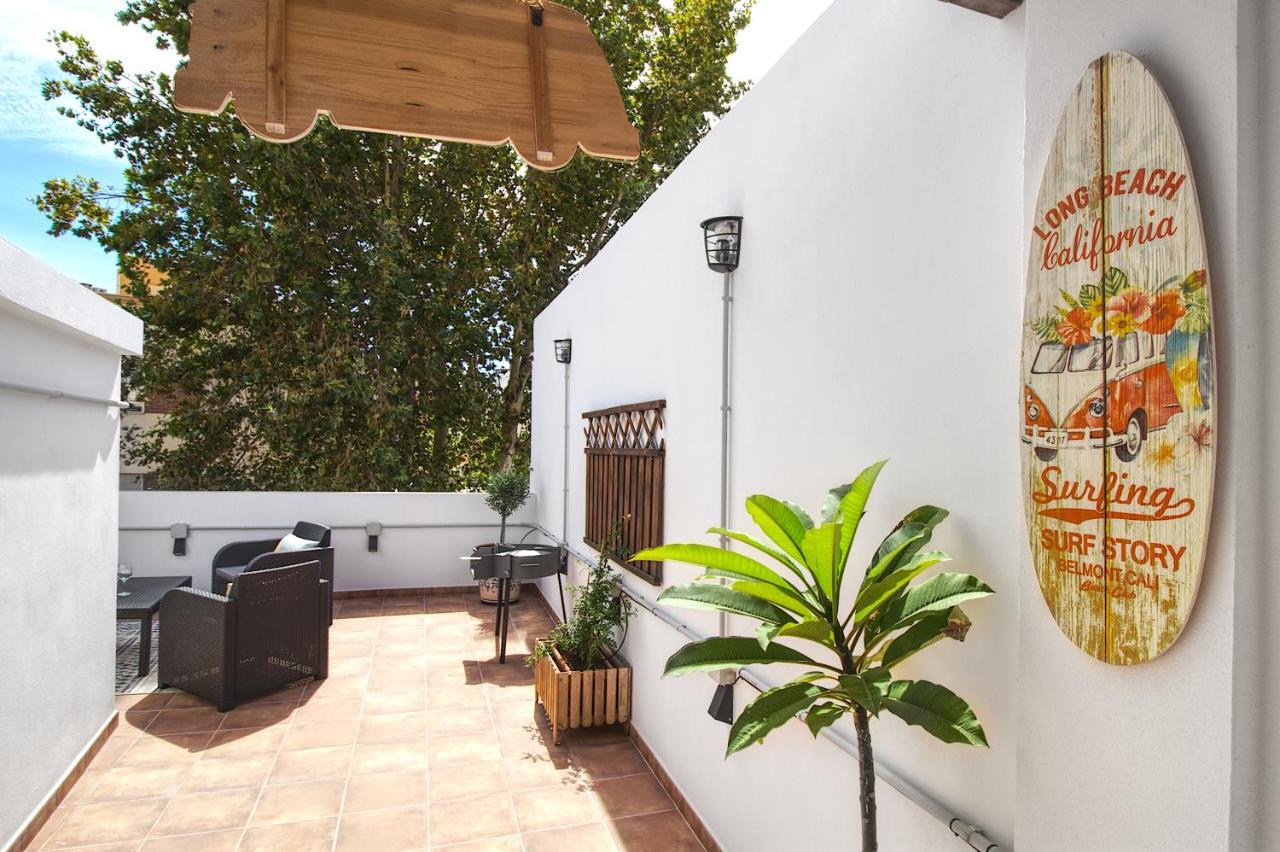 Barcelo 21, Parking On Request, Atico With Terrace & With Patio, Center, Breakfast Included, Quite Neighborhood, Bc Málaga
