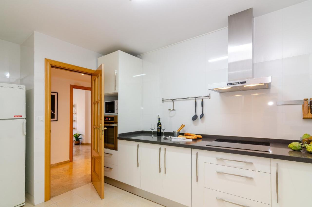 Appartement Wintowinrentals Teatinos, Metro, Free Parking & Pool.