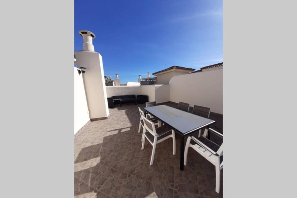 Con Solarium By Dv #p5h3 Málaga