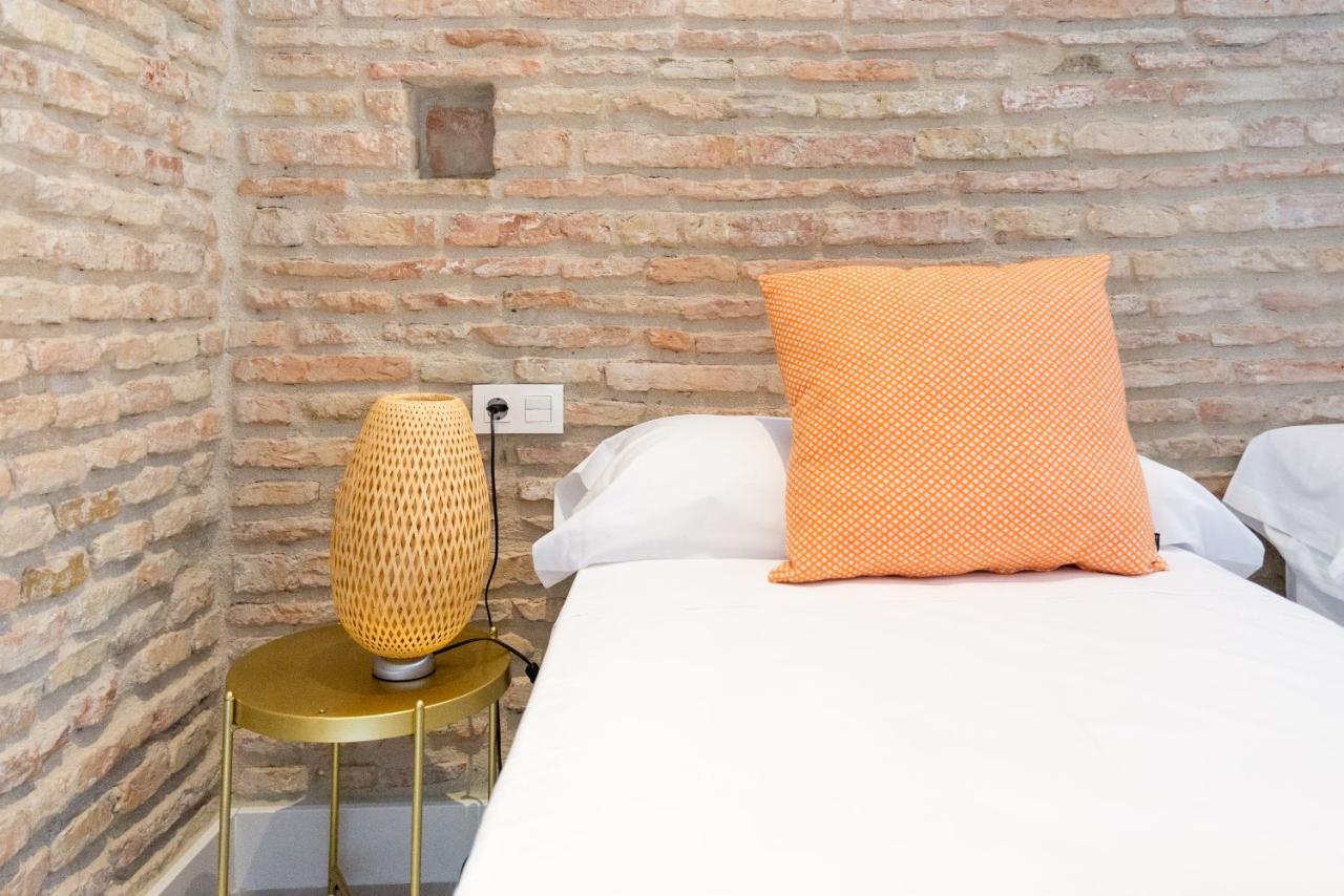 Te1b-el Teatro Brick Prime Location
