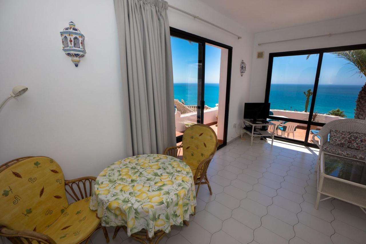 Ladera Panorama 22 *