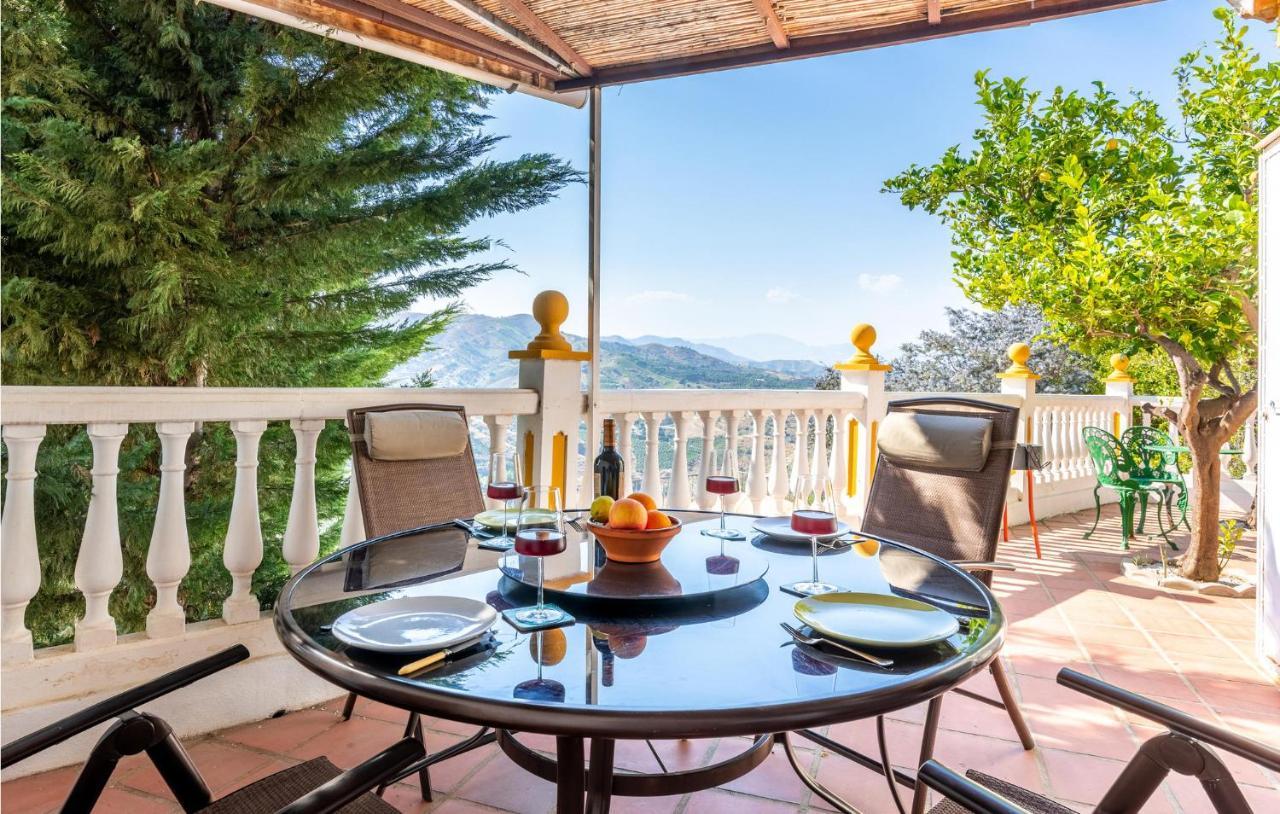 Holiday home Pet Friendly In Iznate With Kitchen *