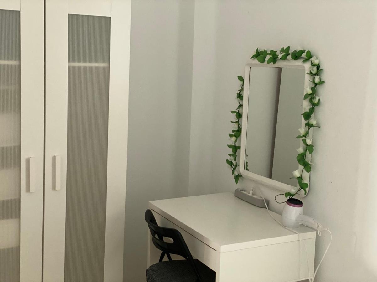 Centro Privada En Compartidos * Málaga