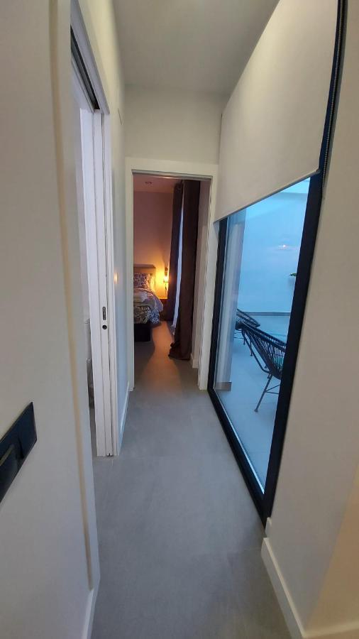 Rent4 Mercedes Apartment Málaga