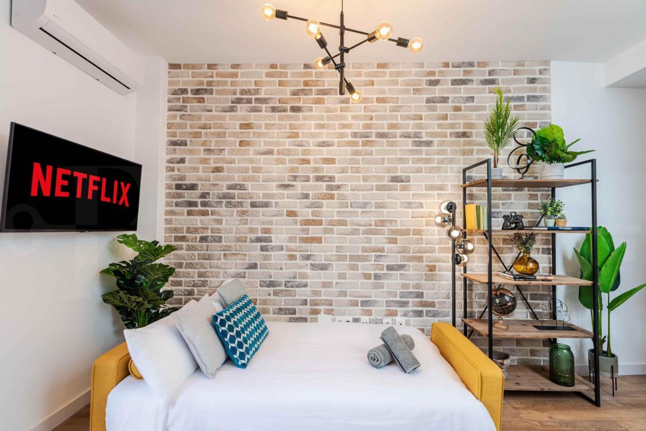 Penthouse With Private Jacuzzi & Rooftop - Center Apartamento