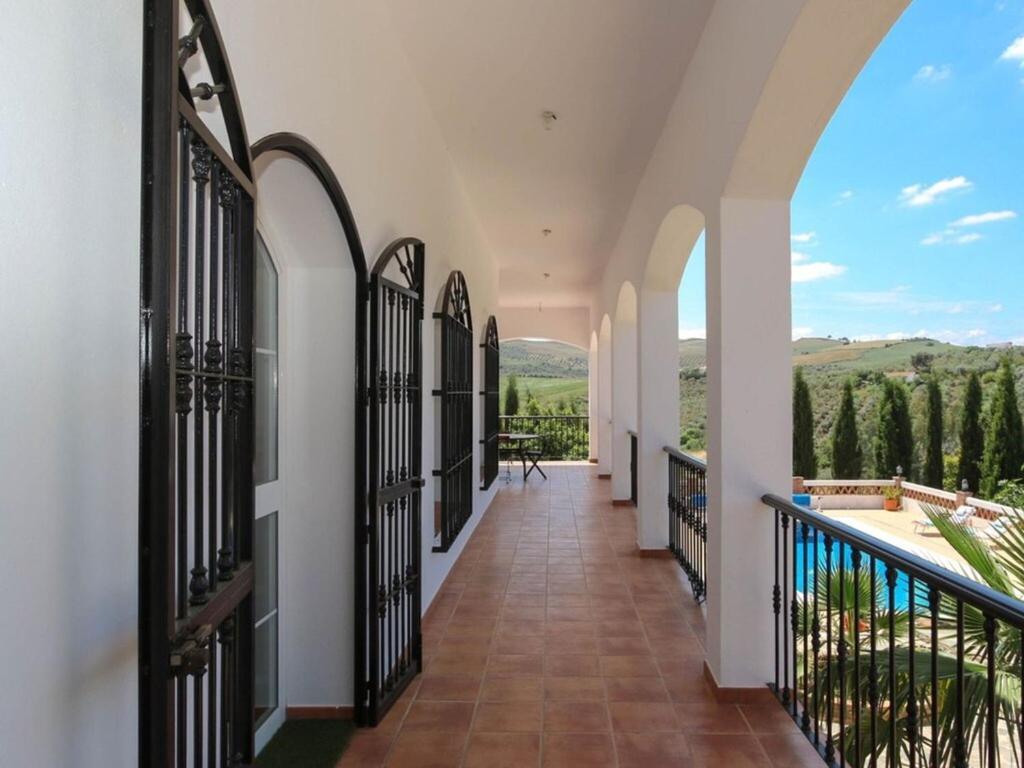 With Private Swimming Pool And Boules Court 40 Minutes From M Laga Málaga