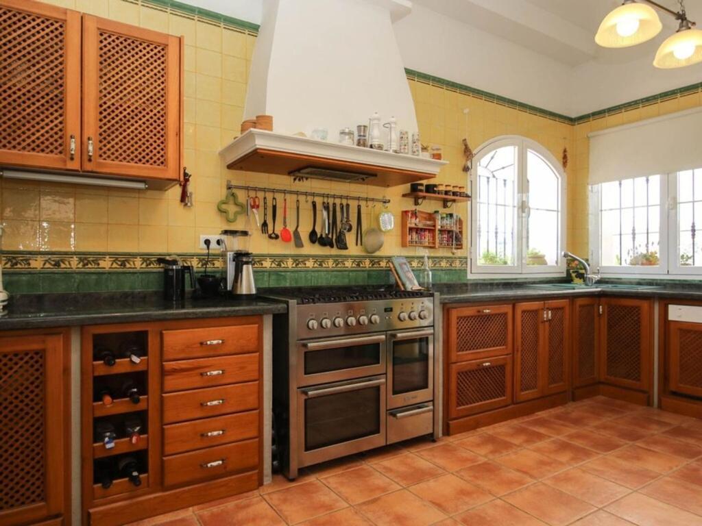 Villa With Private Swimming Pool And Boules Court 40 Minutes From M Laga