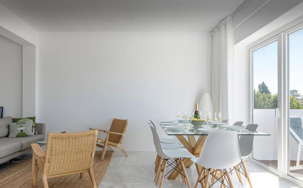 Pedregalejo & Premium 8pax Apartment *