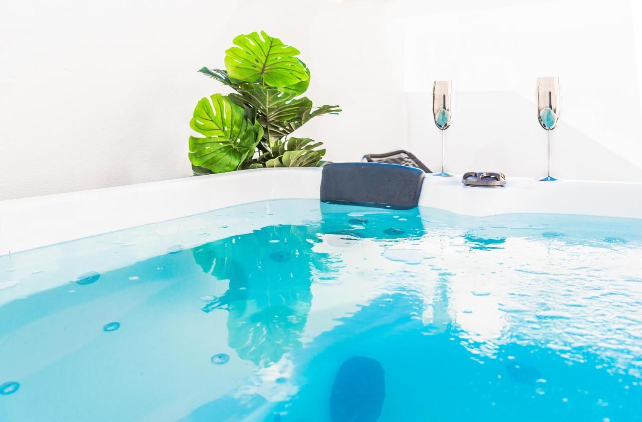 Penthouse With Private Jacuzzi & Rooftop - Center * Málaga