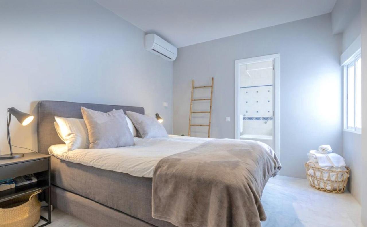 Pedregalejo & Premium 8pax Apartment *