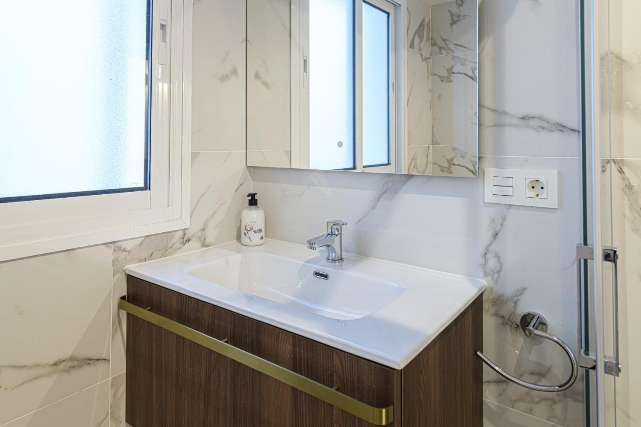 Wintowinrentals Center, Comfortable And Renovated *