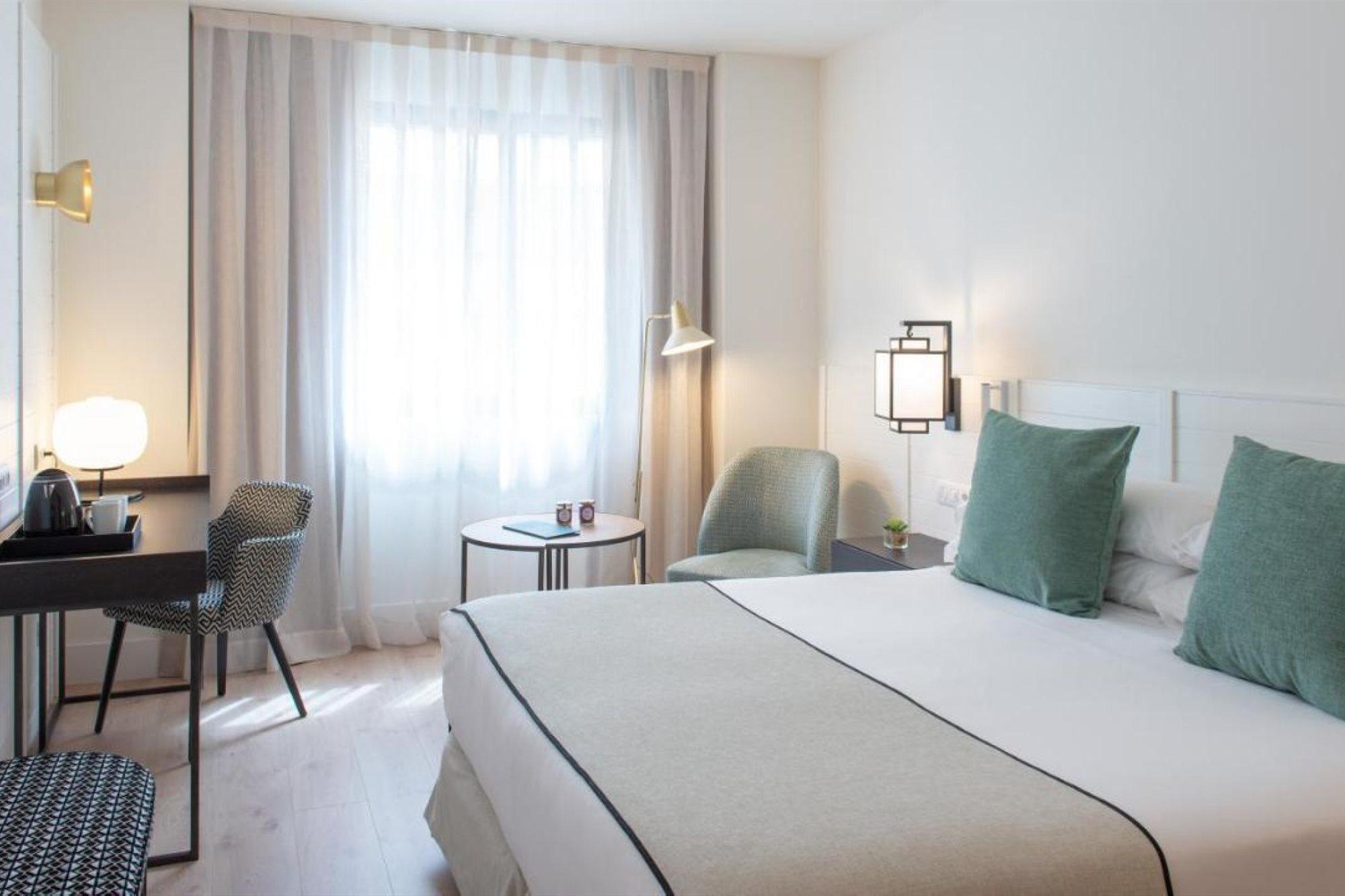 Hotel Molina Lario 4*