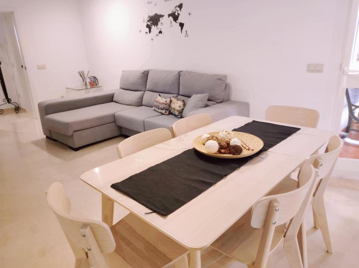 Appartement Gloria 2 *