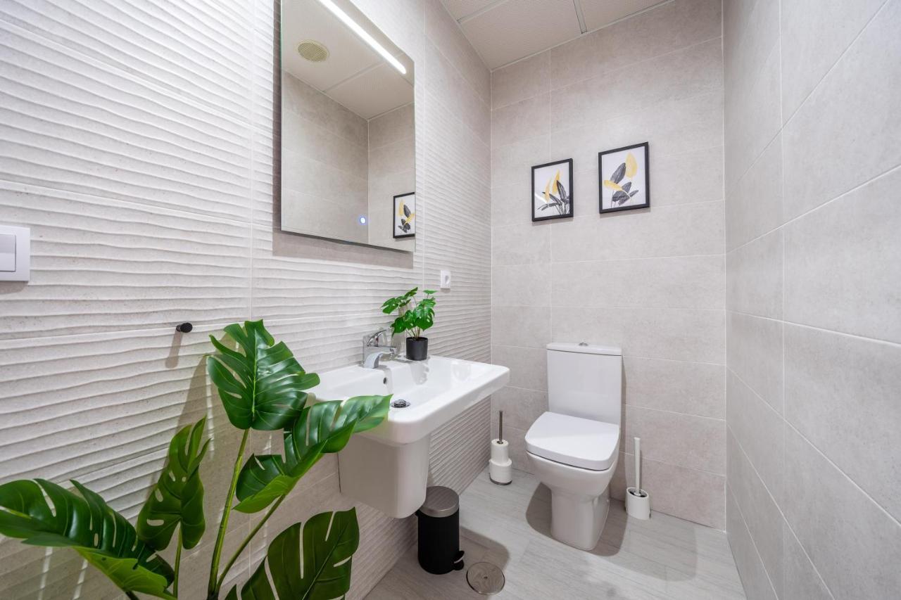 Centre Pool & Parking Appartement