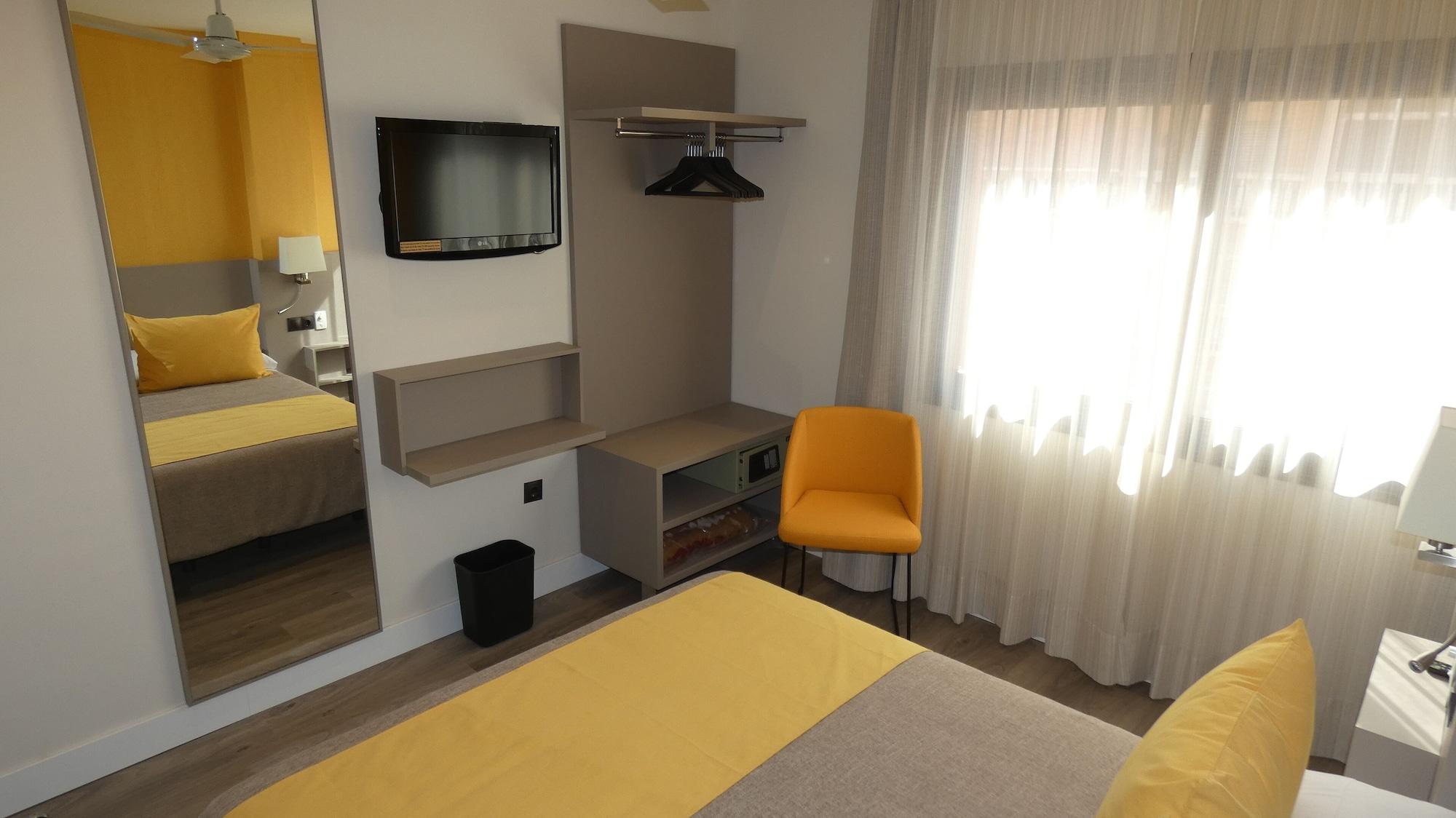 Zeus Hotell