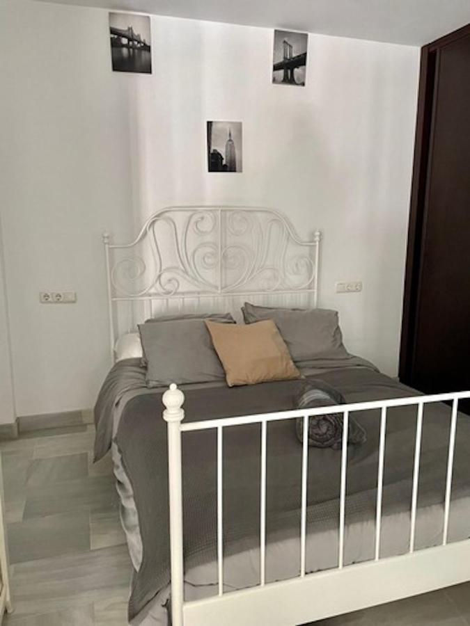 Holidays2malaga Jinetes Junto Casco Historico & Parking *