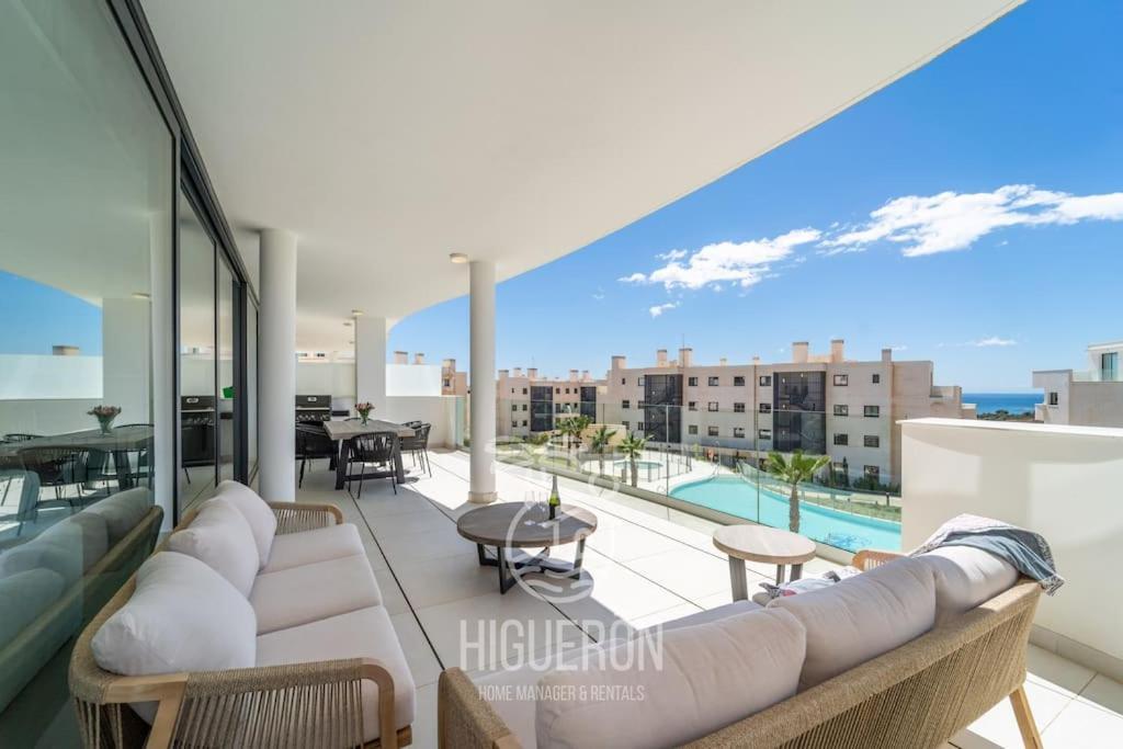 Higueronrentals The Palm