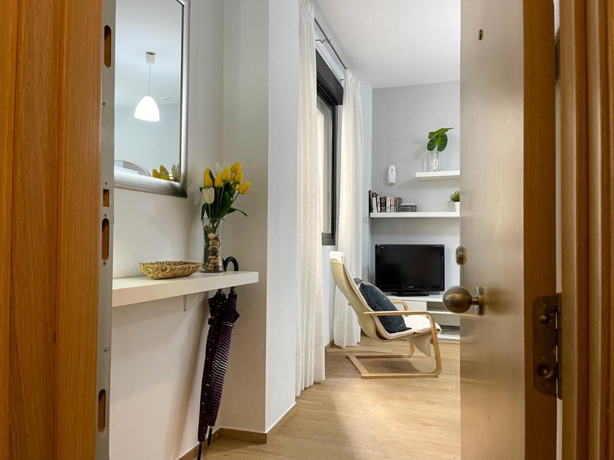 Quiet In The Heart Of Pool & Free Parking Leilighet *