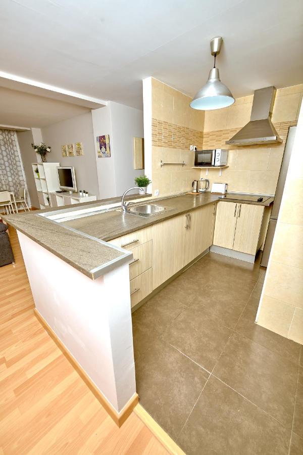 Holidays2malaga Salitre 3 Bedroom Up To 7 People High Speed Wifi Lägenhet *