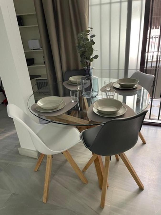 Apartamento Holidays2malaga Jinetes Junto Casco Historico & Parking *