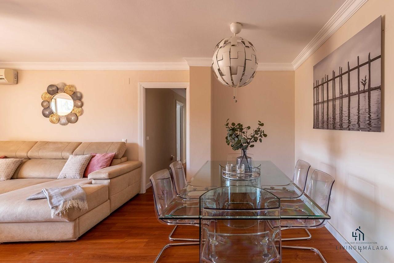 Living4Malaga Mountain Views Haven Lejlighed *