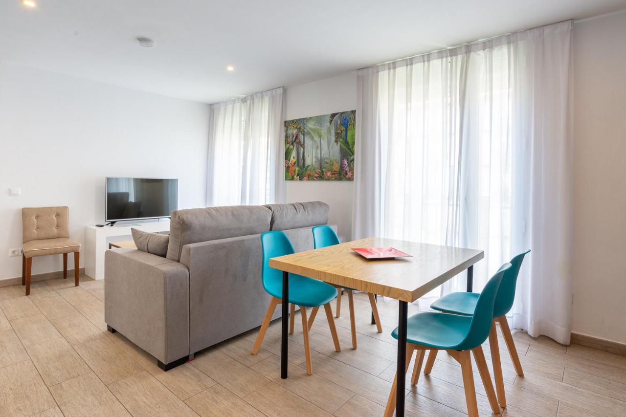 Dobo Homes - Sl4 *
