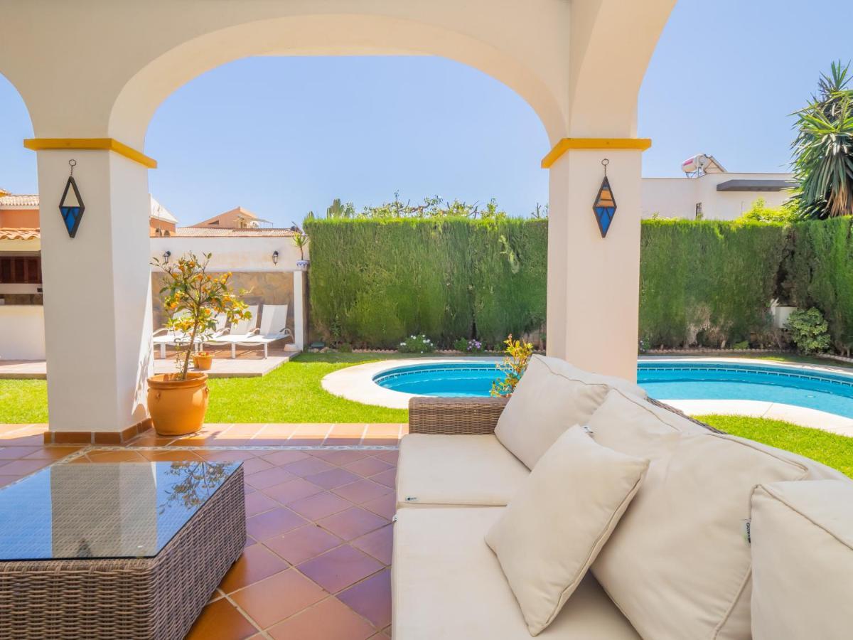 Cubo's Yedra Guadalmar Villa Malaga