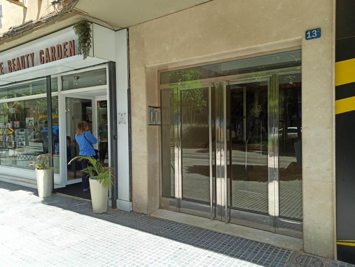 Holidays2malaga Salitre 3 Bedroom Up To 7 People High Speed Wifi * Málaga