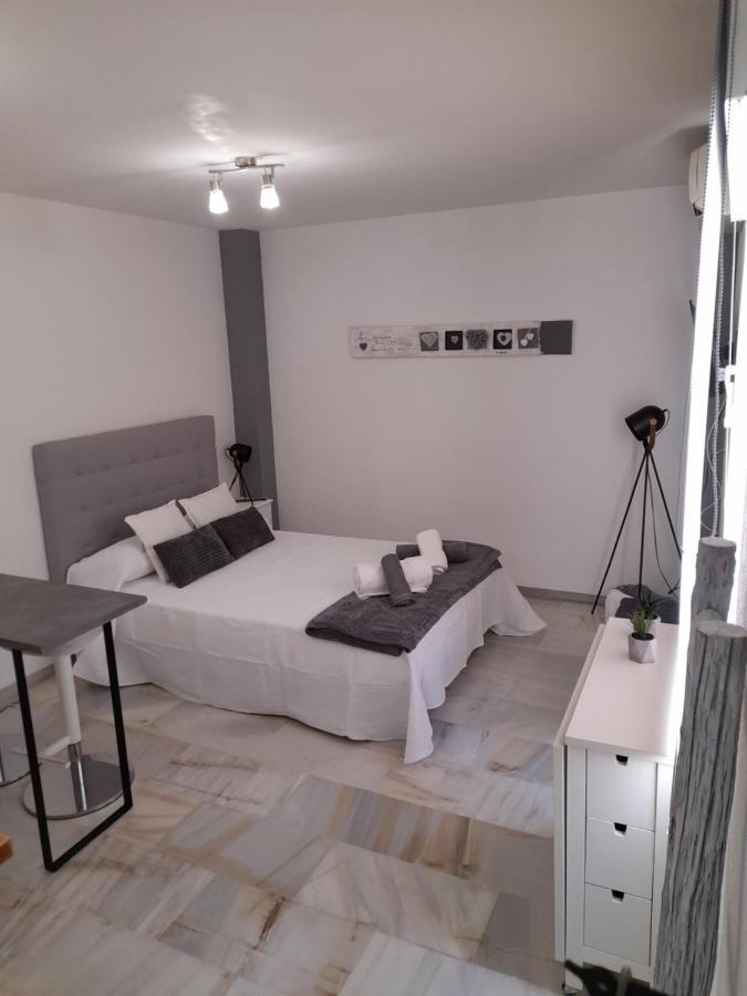 New And Parking Zamarrilla Appartement Málaga