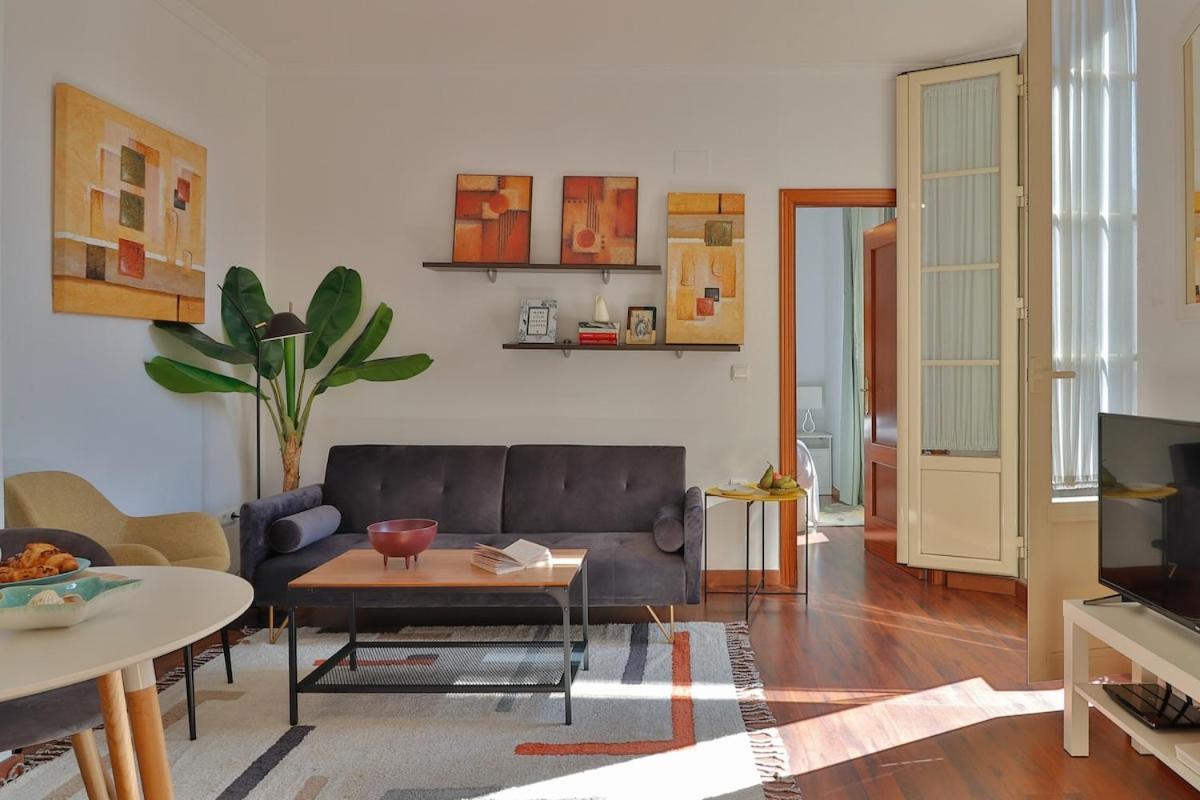 Apartment C61 - Brand New One Bedroom Cathedral Views