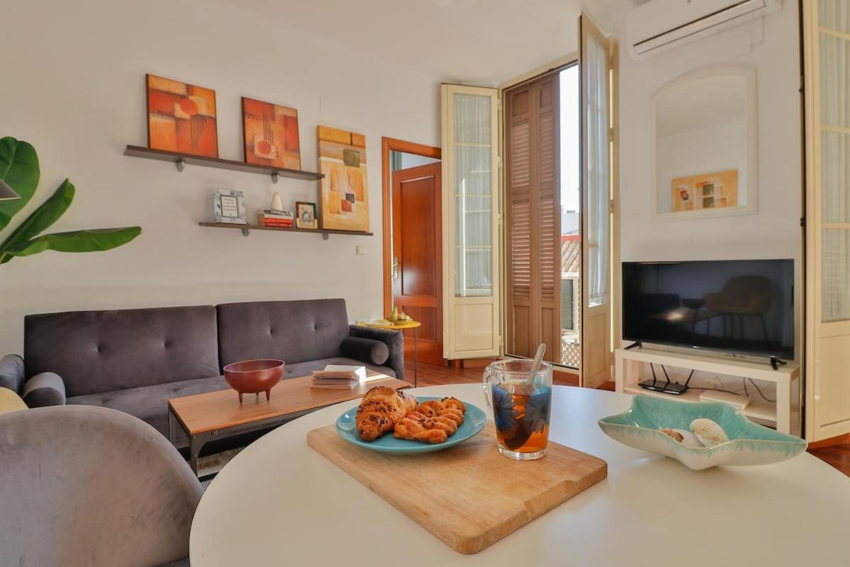 C61 - Brand New One Bedroom Cathedral Views Apartment Malaga